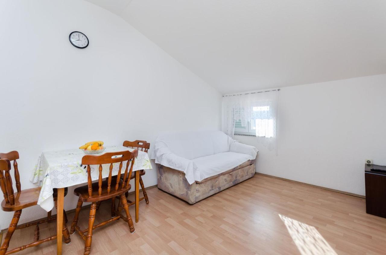 Apartments Anica J ロパール エクステリア 写真